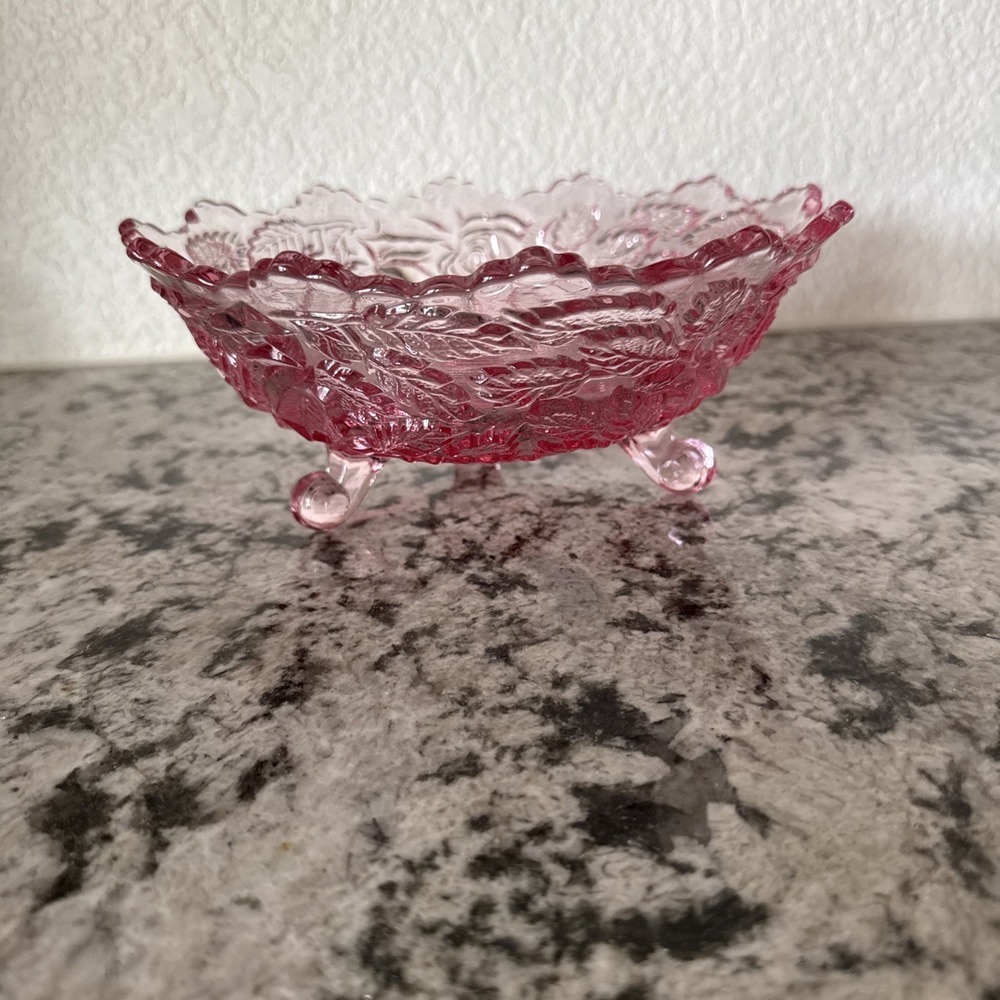 Vintage Art Glass Wild Rose Pink 3 Footed Bowl Embossed Rose